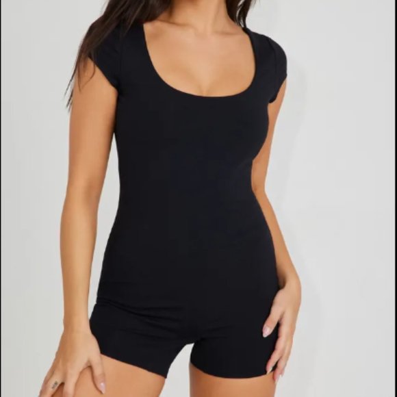 Garage Pants - Garage Brand New Nikki Open Back Romper - Small in All Black